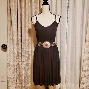 𝅺Forever 21 | Pleated Black Dress